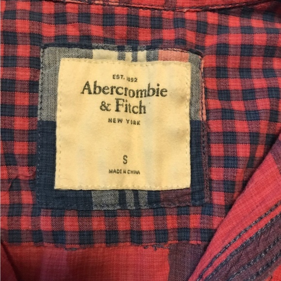 ♥️HP♥️Abercrombie and Fitch plaid button up - Picture 4 of 5